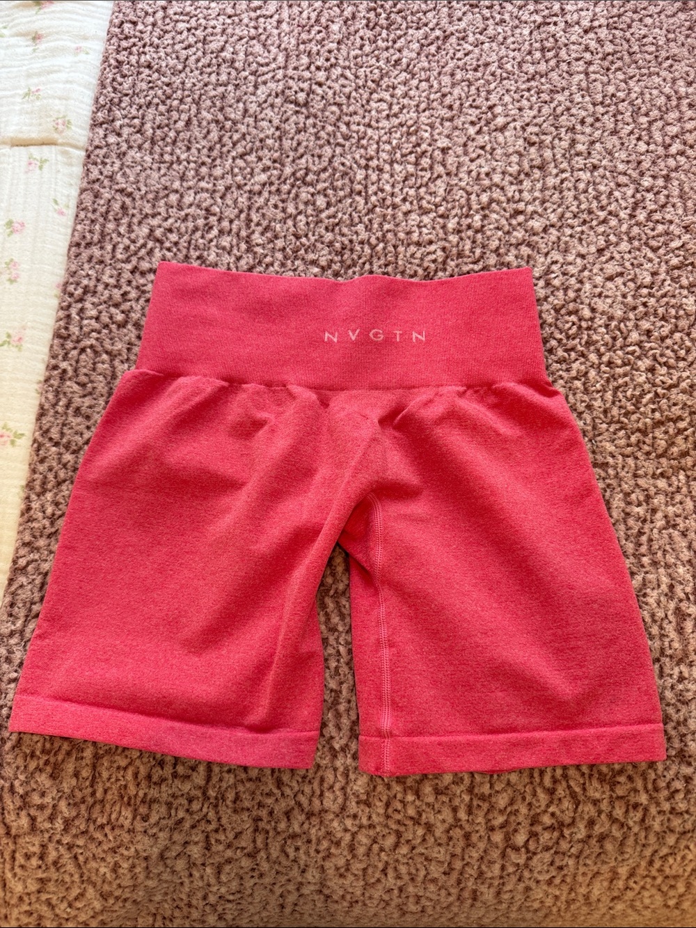 NVGTN Kids Coral-Red High Waist Biker Shorts